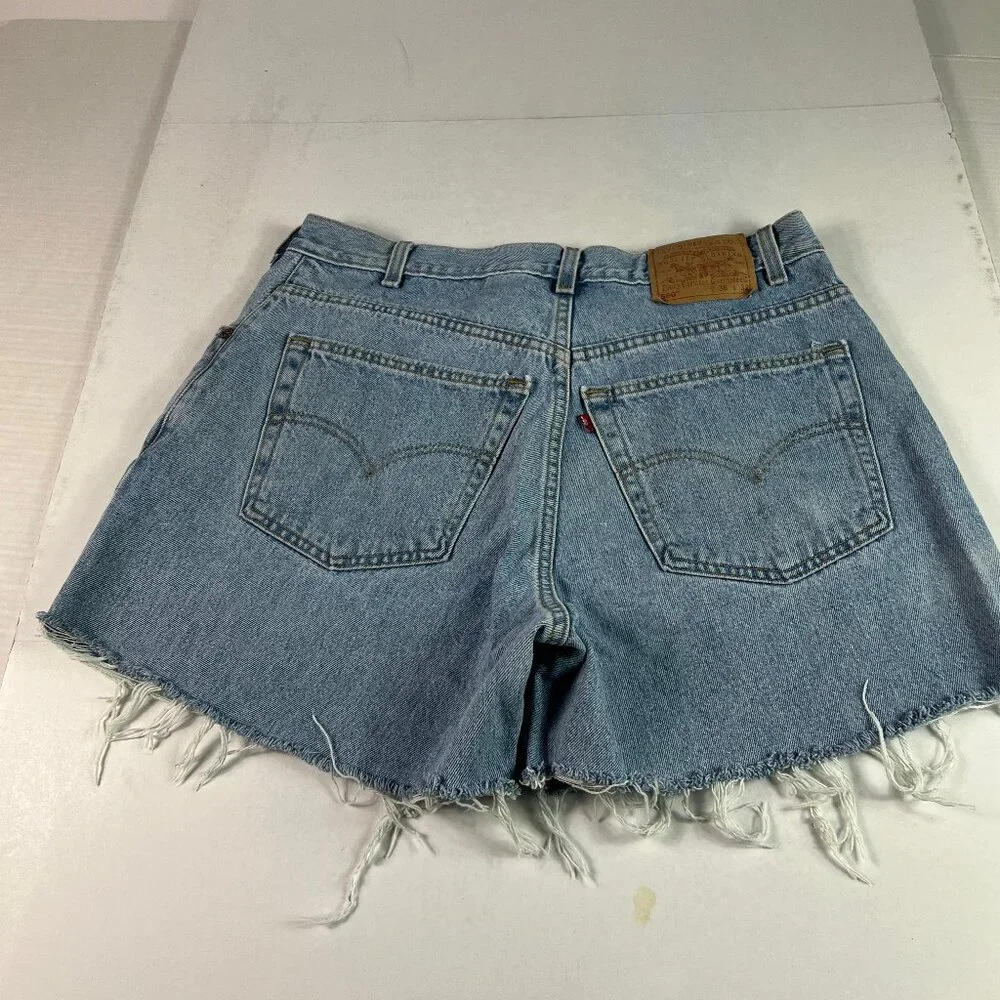 Y2K Levi's Jeans Shorts Men 35* 560 Loose Blue Faded Cut Off Denim Jorts Tag 36